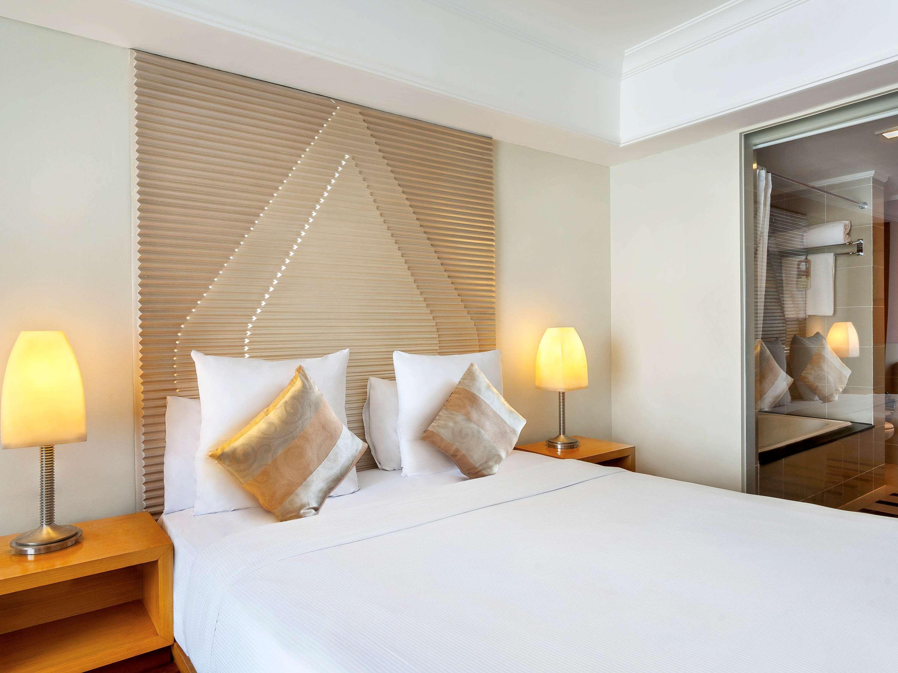 Novotel Hotel Semarang