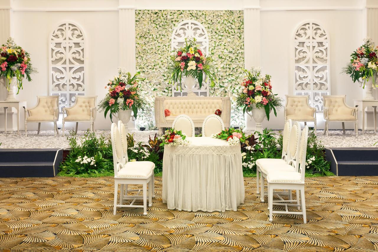Novotel Hotel Semarang